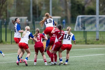 Bild 130 - F Hamburger SV 2 - SpVg Aurich : Ergebnis: 1:1
